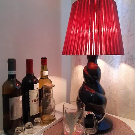 Deluxe & Alexander *