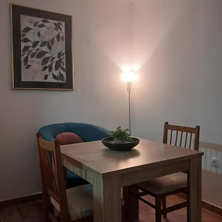 Apartman Deluxe & Alexander *